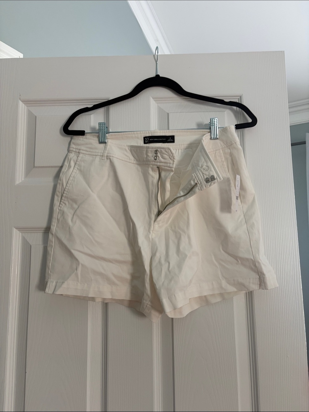 New York & Company Cream High-Rise Cargo Shorts